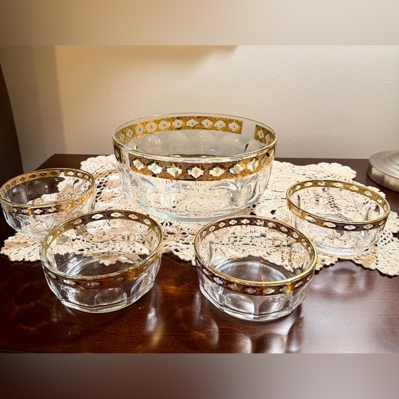 Culver Mid-Century Valencia Green 22-Karat Gold 5-Piece Salad Set